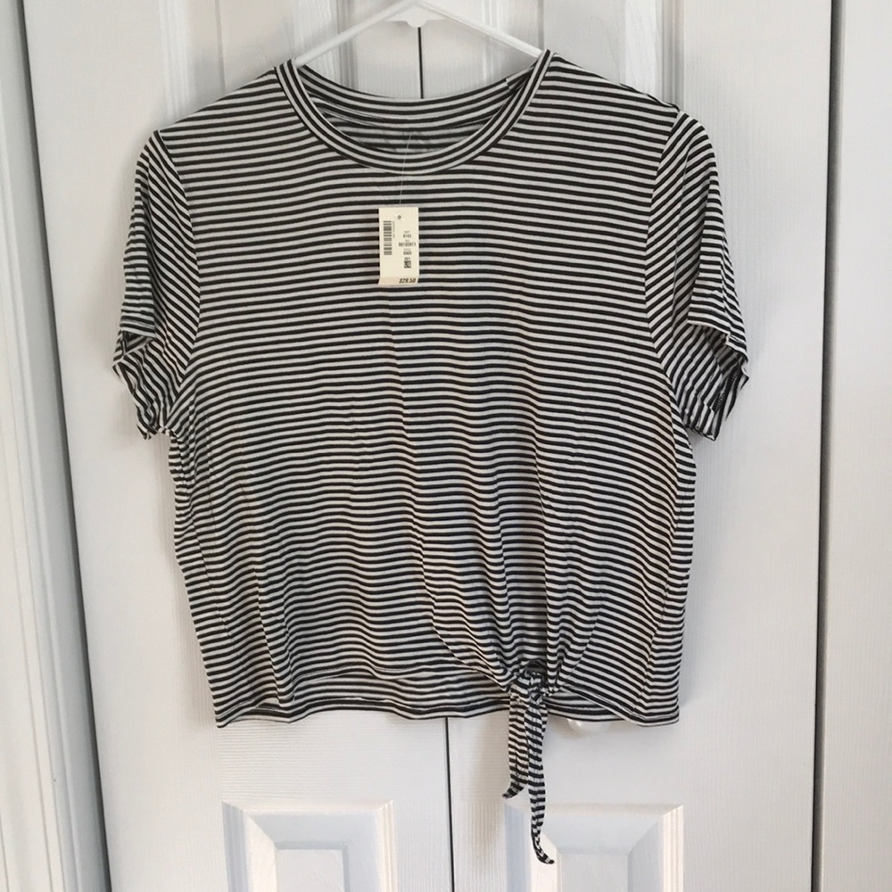 Never work (tags still on) aero tee